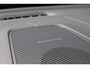 Volvo XC60 2.0 T6 Plug-in Hybrid AWD Ultra Dark | PHEV Long Range | Trekhaak | Luchtvering | Head-up Display | Harman Kardon Audio | Panoramadak | Keyless Entry | Elektrische Achterklep | BLIS | Cruise Control Adaptief | Navigatie