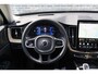 Volvo XC60 2.0 T6 Plug-in Hybrid AWD Ultra Dark | PHEV Long Range | Trekhaak | Luchtvering | Head-up Display | Harman Kardon Audio | Panoramadak | Keyless Entry | Elektrische Achterklep | BLIS | Cruise Control Adaptief | Navigatie
