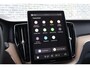 Volvo XC60 2.0 T6 Plug-in Hybrid AWD Ultra Dark | PHEV Long Range | Trekhaak | Luchtvering | Head-up Display | Harman Kardon Audio | Panoramadak | Keyless Entry | Elektrische Achterklep | BLIS | Cruise Control Adaptief | Navigatie