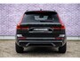 Volvo XC60 2.0 T6 Plug-in Hybrid AWD Ultra Dark | PHEV | Trekhaak | Luchtvering | Head-up Display | Harman Kardon Audio | Panoramadak | Keyless Entry | Elektrische Achterklep | BLIS | Cruise Control Adaptief | Navigatie
