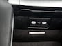 Mercedes-Benz C-klasse 300 e AMG Line | Panoramadak | 360° camera | Trekhaak | Antidiefstalpakket GUARD 360° Plus | Inclusief 24 maanden MB Certified garantie voor Europa.