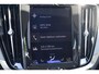 Volvo V60 2.0 B3 Inscription | Trekhaak | Navigatie | Apple Carplay | Android Auto | Keyless Entry | Elektrische Achterklep | Lederen Bekleding | Stoelverwarming | Elektrisch Verstelbare Stoel | BLIS | Cruise Control Adaptief