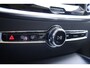 Volvo V60 2.0 B3 Inscription | Trekhaak | Navigatie | Apple Carplay | Android Auto | Keyless Entry | Elektrische Achterklep | Lederen Bekleding | Stoelverwarming | Elektrisch Verstelbare Stoel | BLIS | Cruise Control Adaptief