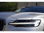 Volvo V60 2.0 B3 Inscription | Trekhaak | Navigatie | Apple Carplay | Android Auto | Keyless Entry | Elektrische Achterklep | Lederen Bekleding | Stoelverwarming | Elektrisch Verstelbare Stoel | BLIS | Cruise Control Adaptief