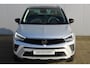 Opel Crossland 1.2-110pk Turbo 'Elegance'. Mooie en luxe hoogzitter met weinig km's ! Volautm. airco dual, cruise control, camera, comfortstoelen, metallic lak, LM wielen, navigatie, telefoonvoorb., lane- en side assist, parkeersensoren v+a, LED verlichting etc.