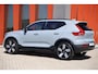 Volvo XC40 T5 Recharge Plus Dark | Stoelverwarming | Trekhaak | Leder | H/K | Memory Stoelen | Glossy Black | Keyless