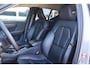 Volvo XC40 T5 Recharge Plus Dark | Stoelverwarming | Trekhaak | Leder | H/K | Memory Stoelen | Glossy Black | Keyless