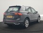 Volkswagen Tiguan 1.4 TSI eHybrid Elegance PHEV 245pk | Adaptive Cruise | Camera | Sfeerverlichting | Stoelen & Stuur Verwarmd | Apple Carplay | Navigatie | DAB | Virtual | Plug In Hybrid |