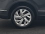 Volkswagen Tiguan 1.4 TSI eHybrid Elegance PHEV 245pk | Adaptive Cruise | Camera | Sfeerverlichting | Stoelen & Stuur Verwarmd | Apple Carplay | Navigatie | DAB | Virtual | Plug In Hybrid |