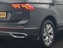 Volkswagen Tiguan 1.4 TSI eHybrid Elegance PHEV 245pk | Adaptive Cruise | Camera | Sfeerverlichting | Stoelen & Stuur Verwarmd | Apple Carplay | Navigatie | DAB | Virtual | Plug In Hybrid |