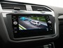 Volkswagen Tiguan 1.4 TSI eHybrid Elegance PHEV 245pk | Adaptive Cruise | Camera | Sfeerverlichting | Stoelen & Stuur Verwarmd | Apple Carplay | Navigatie | DAB | Virtual | Plug In Hybrid |