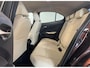 Lexus UX 250h Luxury Line | Stoelverwarming | Carplay | Adaptive Cruise |