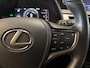 Lexus UX 250h Luxury Line | Stoelverwarming | Carplay | Adaptive Cruise |