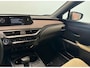 Lexus UX 250h Luxury Line | Stoelverwarming | Carplay | Adaptive Cruise |