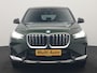 BMW iX1 xDrive30 xLine 67 kWh 306pk Dealer O.H. | Trekhaak Af Fabriek | Camera | Adaptief Onderstel | Lederen Sportstoelen Memory & Verwarmd | Sfeerverlichting | Apple Carplay | Blis | Navigatie | DAB | Virtual | Cruise Control |
