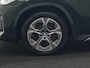 BMW iX1 xDrive30 xLine 67 kWh 306pk Dealer O.H. | Trekhaak Af Fabriek | Camera | Adaptief Onderstel | Lederen Sportstoelen Memory & Verwarmd | Sfeerverlichting | Apple Carplay | Blis | Navigatie | DAB | Virtual | Cruise Control |