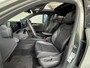 Volkswagen Tiguan 1.5 eHybrid R-Line Edition | Navigatie | 360° Camera | Interieur Pakket | Trekhaak | Panoramadak | Harman / Kardon |