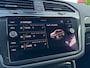 Volkswagen Tiguan 1.4 TSI eHybrid Elegance 180 kw / 245 Pk IQ LIGHT / TREKHAAK / ELEKT KLEP / ERGO COMFORT MASS STOEL / CAM / NAVI