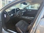 Volvo V60 2.0 B3 Essential Edition | Achteruitrijcamera | Parkeersensoren | BLIS | Cruise Control Adaptief | Stoelverwarming voor en achter | Lichtmetalen Velgen 18 inch | Navigatie | Apple Carplay | Android Auto