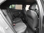 Peugeot e-2008 EV Allure Avantage 54 kWh | Camera rondom | Adaptieve cruise control | Navigatie | Draadloze telefoonoplader | Lichtmetalen velgen | Nieuwe auto | 406KM Actieradius WLTP