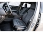 Polestar 2 Standard Range Single Motor 63kWh | Plus Pack | Cruise Control | Panoramadak | Harman Kardon Audio | Uitschuifbare Beensteunen | Parkeercamera | Stoel-/Stuurverwarming | Trekhaak | Warmtepomp |