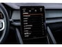 Polestar 2 Standard Range Single Motor 63kWh | Plus Pack | Cruise Control | Panoramadak | Harman Kardon Audio | Uitschuifbare Beensteunen | Parkeercamera | Stoel-/Stuurverwarming | Trekhaak | Warmtepomp |