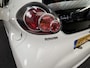 Toyota Aygo 1.0 VVT-i Now Navigatie / Airco / Bluetooth / 5 DRs /  Centr. vergr.