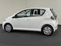Toyota Aygo 1.0 VVT-i Now Navigatie / Airco / Bluetooth / 5 DRs /  Centr. vergr.