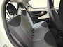 Toyota Aygo 1.0 VVT-i Now Navigatie / Airco / Bluetooth / 5 DRs /  Centr. vergr.