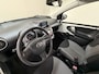 Toyota Aygo 1.0 VVT-i Now Navigatie / Airco / Bluetooth / 5 DRs /  Centr. vergr.