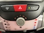 Toyota Aygo 1.0 VVT-i Now Navigatie / Airco / Bluetooth / 5 DRs /  Centr. vergr.