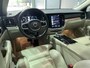 Volvo V60 T8 Twin Engine Inscription | ACC | Panoramadak | Harman/Kardon | 360° Camera | Trekhaak | Massage | 19 Inch