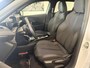 Peugeot e-2008 EV GT Avantage 54 kWh SoH 96% | Climate Control | Navigatie | 360 Camera | Parkeersensoren | Apple Carplay / Android Auto