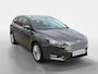 Ford Focus Wagon 1.0 Titanium | Zomer\Winter banden| Trekhaak |verwarmde voorruit| 12 maanden Bovag Garantie|