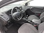 Ford Focus Wagon 1.0 Titanium | Zomer\Winter banden| Trekhaak |verwarmde voorruit| 12 maanden Bovag Garantie|