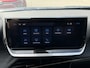 Peugeot 2008 Benzine 100 Pk * Draadloos Aple Carplay / Android Auto * Climate & Cruise Control * Parkeersensoren Voor en Achter * Vingerhoets; Vierde Generatie Eersteklas Service. Al meer dan 100 jaar een begrip in de Brabantse Kempen