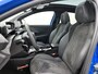Peugeot e-208 EV 156pk GT 51 kWh Automaat | Elektrische Bedienb. Bestuurdersstoel | Navigatie | Climate Control | Adaptieve Cruise Control | Camera Voor + Achter | Glazendak | Stoelverwarming |