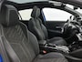 Peugeot e-208 EV 156pk GT 51 kWh Automaat | Elektrische Bedienb. Bestuurdersstoel | Navigatie | Climate Control | Adaptieve Cruise Control | Camera Voor + Achter | Glazendak | Stoelverwarming |