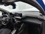 Peugeot e-208 EV 156pk GT 51 kWh Automaat | Elektrische Bedienb. Bestuurdersstoel | Navigatie | Climate Control | Adaptieve Cruise Control | Camera Voor + Achter | Glazendak | Stoelverwarming |