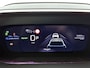 Peugeot e-208 EV 156pk GT 51 kWh Automaat | Elektrische Bedienb. Bestuurdersstoel | Navigatie | Climate Control | Adaptieve Cruise Control | Camera Voor + Achter | Glazendak | Stoelverwarming |