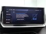 Peugeot e-208 EV 156pk GT 51 kWh Automaat | Elektrische Bedienb. Bestuurdersstoel | Navigatie | Climate Control | Adaptieve Cruise Control | Camera Voor + Achter | Glazendak | Stoelverwarming |