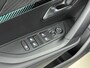 Peugeot 2008 SUV Allure 130pk Automaat | 1ste eigenaar | Parkeersensoren | AppleCarPlay/Android | LED lampen | AUTOMAAT