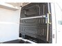 Volkswagen Crafter 35 2.0 TDI 140pk L4H3 Highline | Trekhaak | Dodehoeksensor | 360 Camera | App Connect