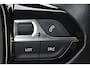 Peugeot 2008 PureTech 100 Allure Navigatie | Airco | Trekhaak | Camera achter | Keyless | 4 seizoenenbanden |