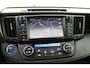 Toyota RAV4 2.5 Hybrid AWD Executive Business | Lederen Bekleding | Trekhaak | Sunroof | Parkeersensoren Rondom | 360 Camera |