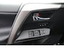Toyota RAV4 2.5 Hybrid AWD Executive Business | Lederen Bekleding | Trekhaak | Sunroof | Parkeersensoren Rondom | 360 Camera |