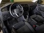 Volkswagen Tiguan 2.0 TSI 4Motion Elegance / 190pk / Trekhaak / Achteruitrij camera / Stoel verwarming voor en achter /