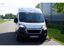Peugeot Boxer 335 2.2 BlueHDi 165 L3H2 Premium Mobiele Werkplaats |Sortimo inrichting |Wandstroom |2 stoelen |2 airbags |Camera |Standkachel |Verwarmde stoelen |EURO6D |165 pk |1e eigenaar