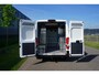 Peugeot Boxer 335 2.2 BlueHDi 165 L3H2 Premium Mobiele Werkplaats |Sortimo inrichting |Wandstroom |2 stoelen |2 airbags |Camera |Standkachel |Verwarmde stoelen |EURO6D |165 pk |1e eigenaar