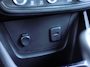 Opel Crossland 110pk Level 3 Trekhaak | unieke kilometers | Camera | AGR stoel | Climate | 16"LMV | Navigatie via Apple Carplay & Android |